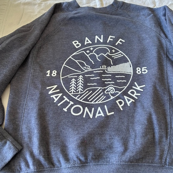 Coastal culture XS sweatshirt in perfect condition. - Picture 4 of 6